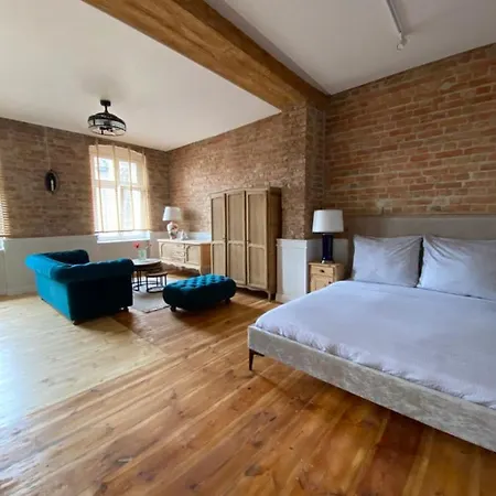 Psd - Wojska Polskiego 5 *